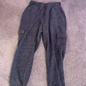 gray sweatpants